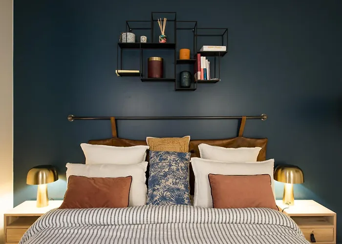 Magnifique 3 / 3 Bdr דירה